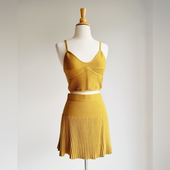 Aerie Take Charge Ribbed Skirt & Corset Set | Small - Picture 2 of 6